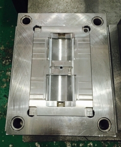 Y300422儀器塑膠制品，深圳塑膠模具廠，注塑模具加工